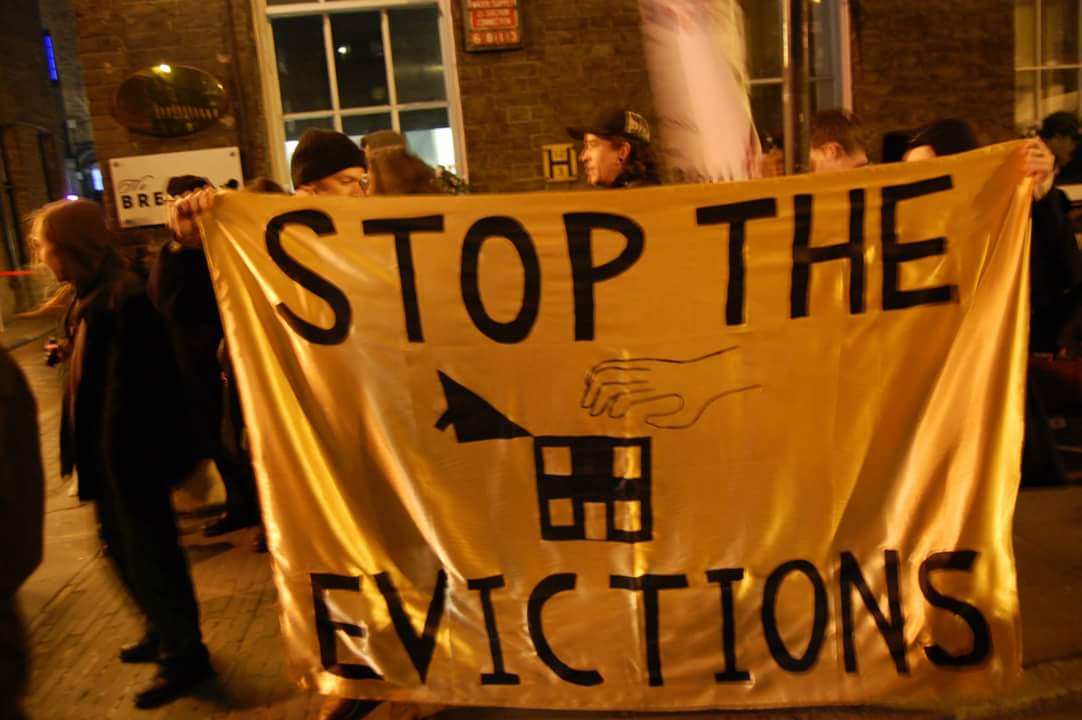 tmp_28659-FB_IMG_1423766504622154060215